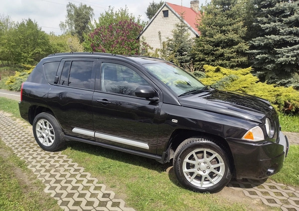 Jeep Compass cena 27990 przebieg: 213700, rok produkcji 2009 z Ćmielów małe 742